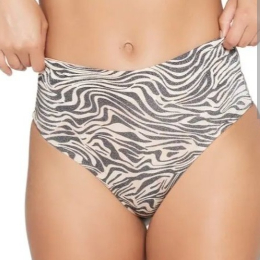 L*SPACE Animal Instinct Shimmer Portia Bottom Classic